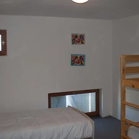 Holiday home Les Bourdoncles Giroussens
