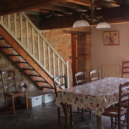 Holiday home Les Bourdoncles