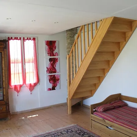 Holiday home Les Bourdoncles *