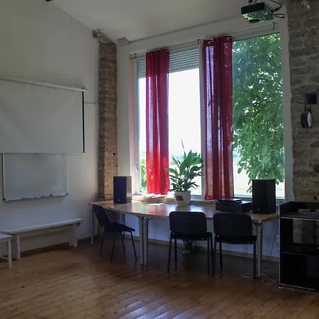 Holiday home Les Bourdoncles Giroussens