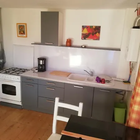Les Bourdoncles Holiday home *